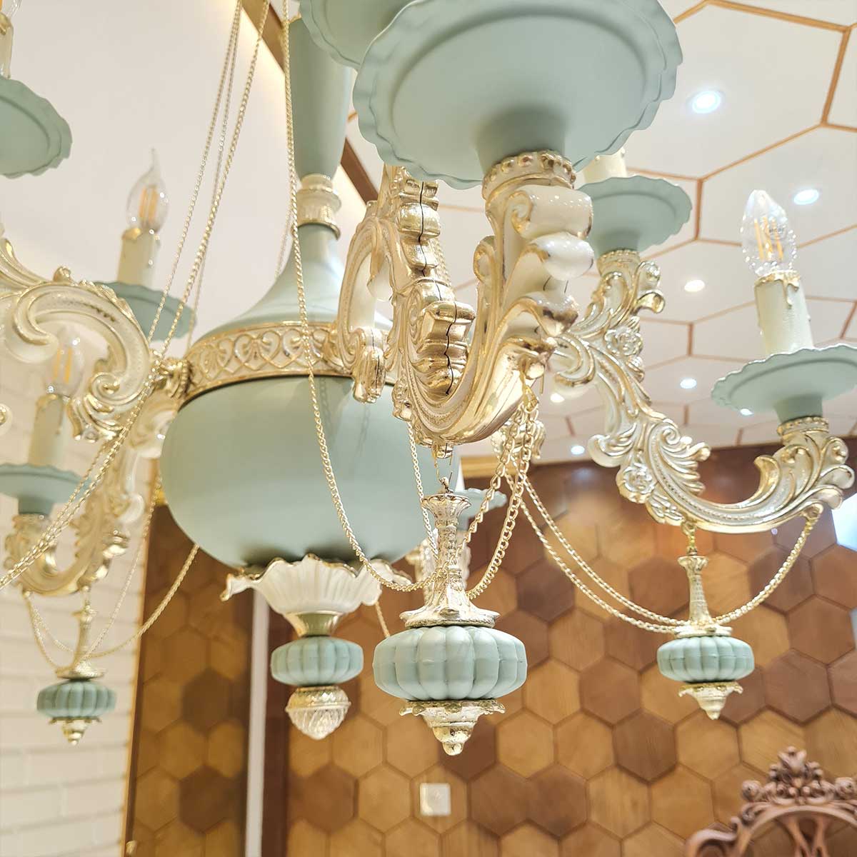لوستر-نئوکلاسیک-کرم-طلا-فیروزه-ای-خاص-L1627-5-قسمت-آویز