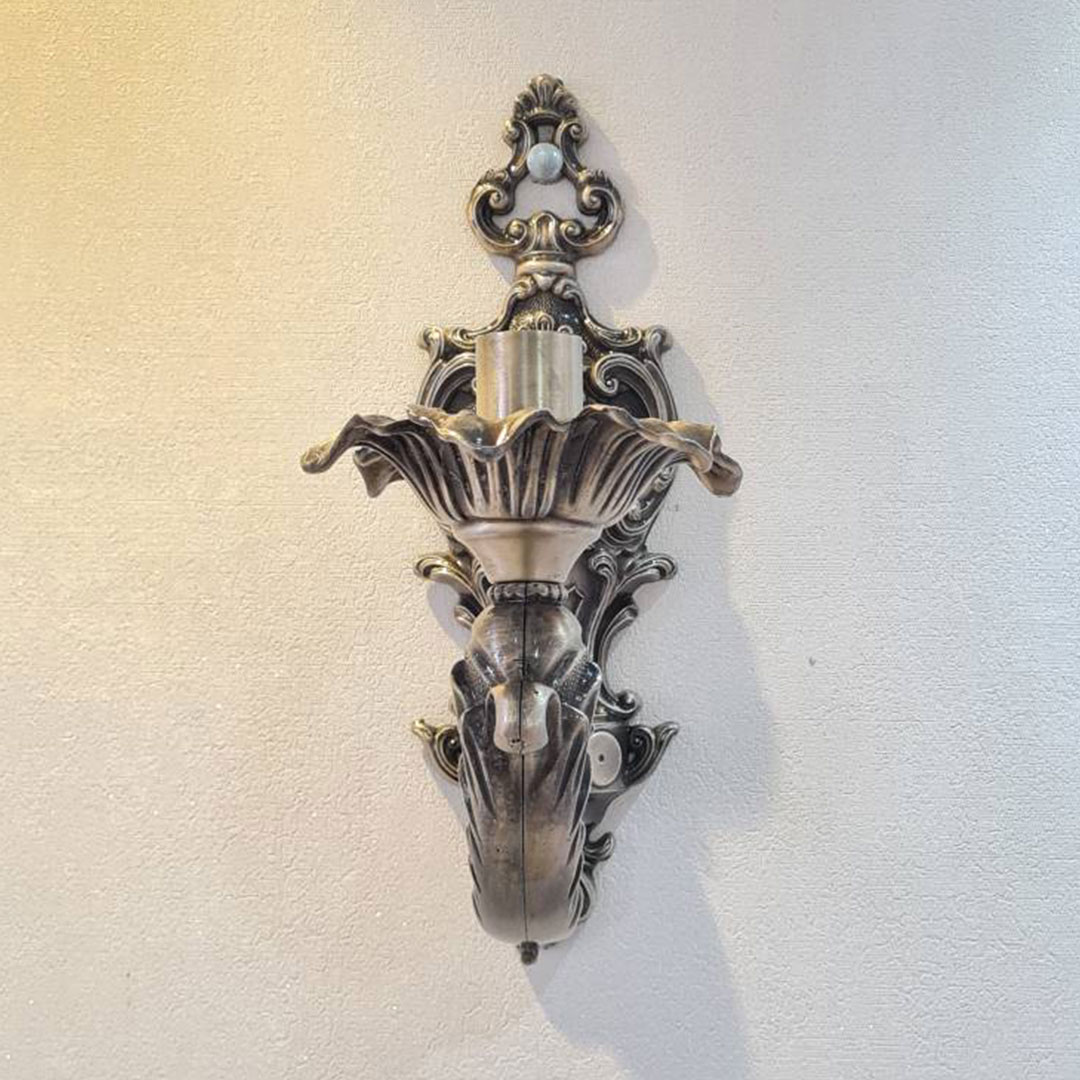 نمای روبرو لوستر دیواری کلاسیک D1478-1A | دیوارکوب تک شعله - لوسترسازان