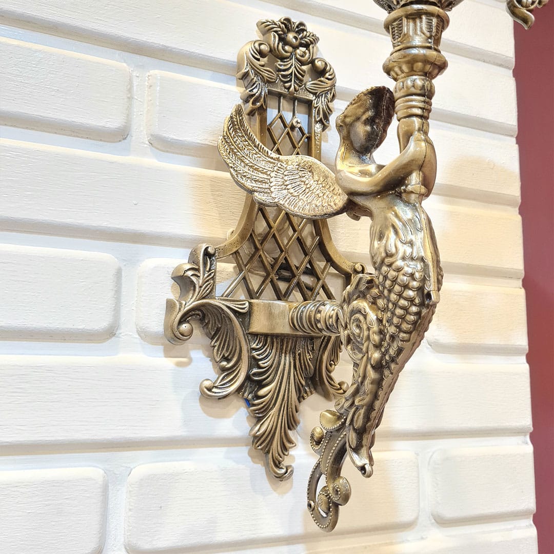 نمای نزدیک لوستر دیواری کلاسیک D1651 لوسترسازان با طراحی فرشته (شاه ملائکه)