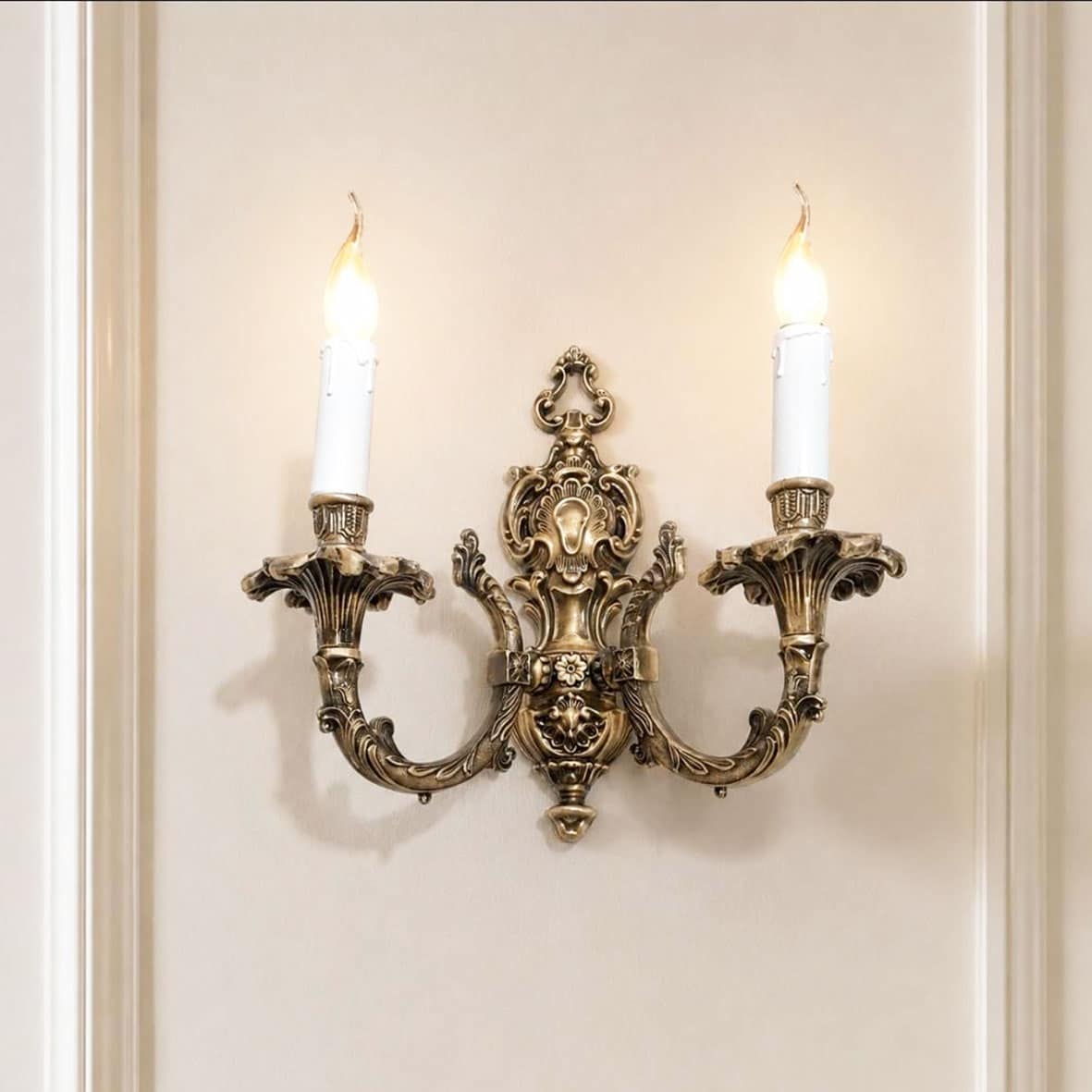 دیوارکوب نئوکلاسیک دو شاخه D1604-2a